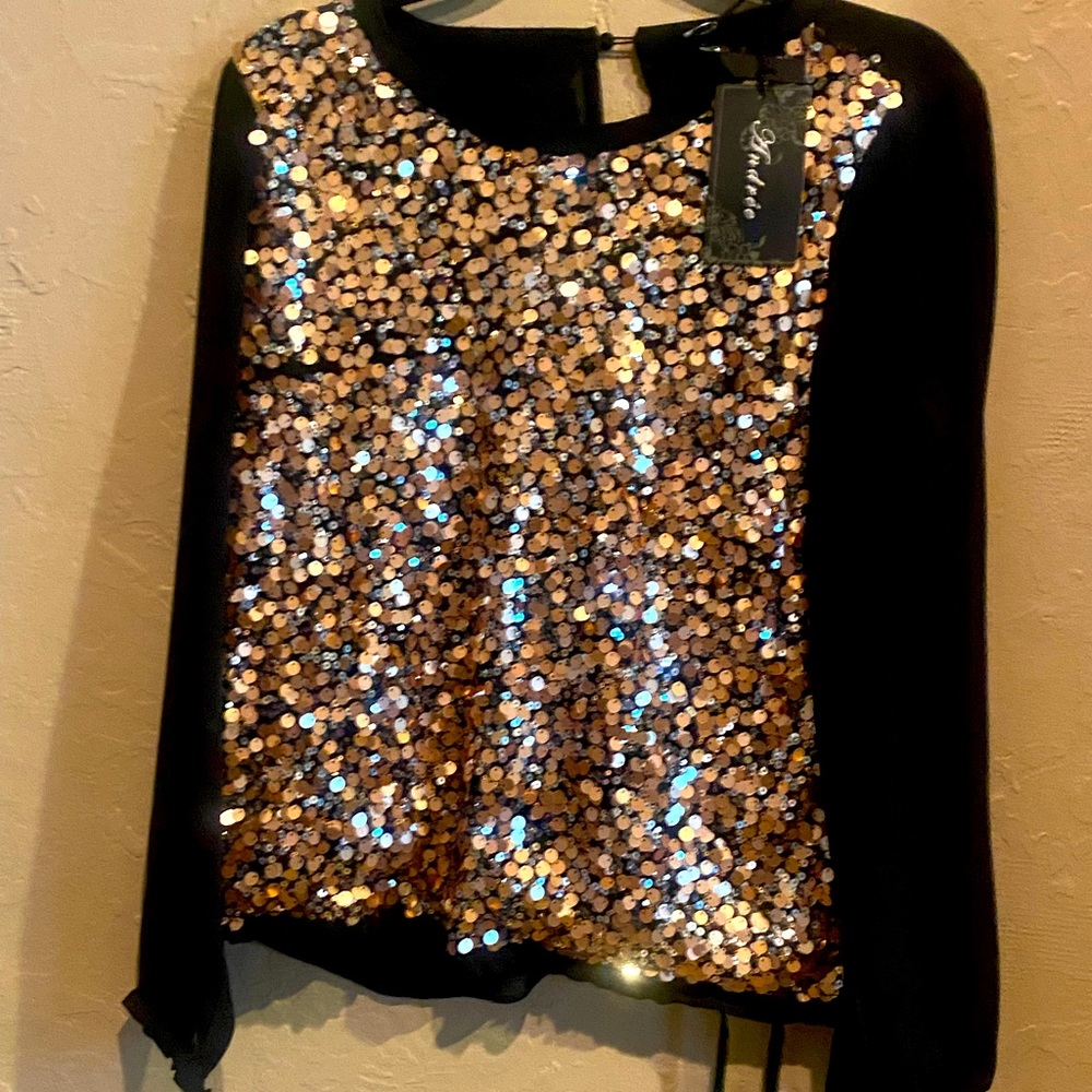 NWT Andree Sequin Sheer Black Holiday Top L